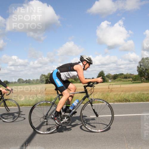 25.08.2024 - Elbe Triathlon Hamburg Fuchs,  Jonas http://msf.ph/oto/6839914 25.08.2024 11:03:18 Radfahren 1442, 1654, 1531, 1408, 1652 meine-sportfotos.de