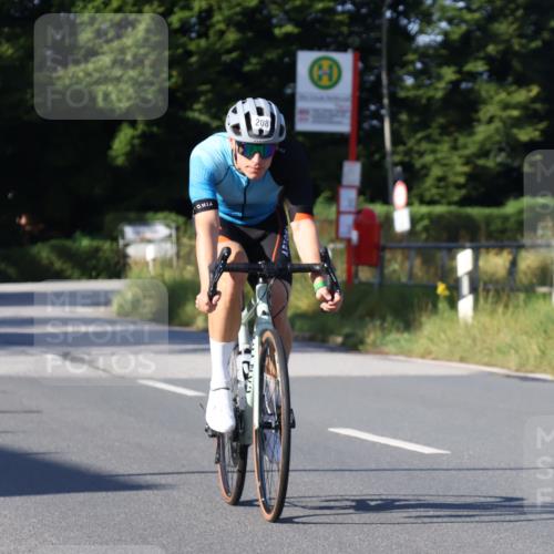 25.08.2024 - Elbe Triathlon Hamburg Fuchs,  Jonas http://msf.ph/oto/6839936 25.08.2024 09:37:23 Radfahren 198, 208 meine-sportfotos.de