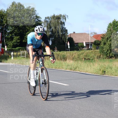 25.08.2024 - Elbe Triathlon Hamburg Fuchs,  Jonas http://msf.ph/oto/6839954 25.08.2024 09:37:24 Radfahren 198, 208 meine-sportfotos.de