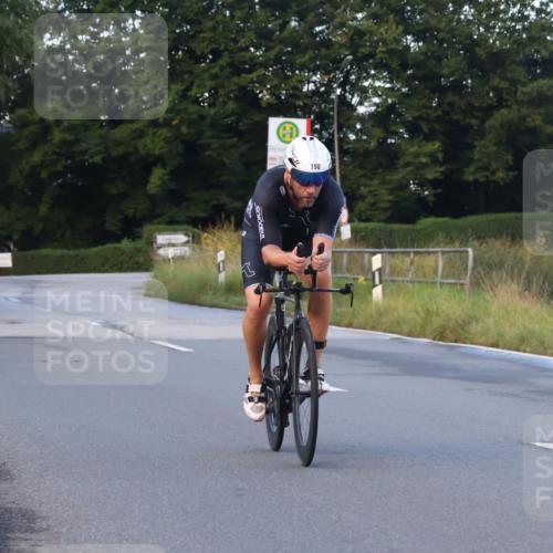 25.08.2024 - Elbe Triathlon Hamburg Fuchs,  Jonas http://msf.ph/oto/6839966 25.08.2024 08:55:33 Radfahren 198 meine-sportfotos.de