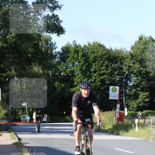 25.08.2024 - Elbe Triathlon Hamburg Fuchs,  Jonas http://msf.ph/oto/6839996 25.08.2024 09:37:31 Radfahren 340 meine-sportfotos.de