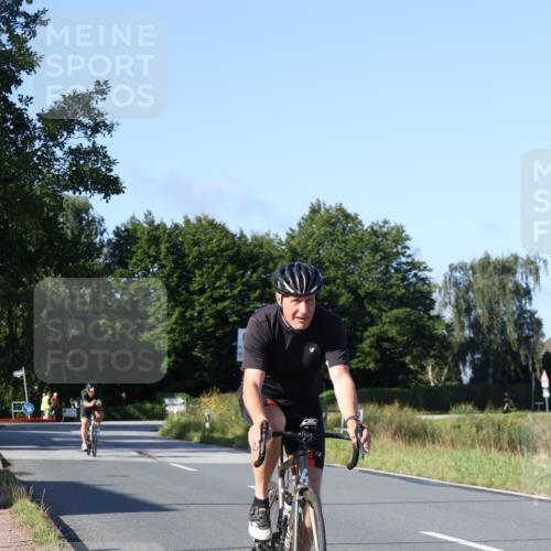 25.08.2024 - Elbe Triathlon Hamburg Fuchs,  Jonas http://msf.ph/oto/6840010 25.08.2024 09:37:32 Radfahren 340 meine-sportfotos.de