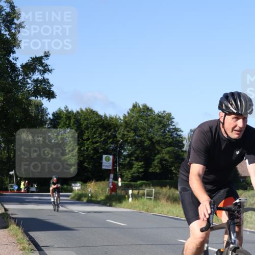 25.08.2024 - Elbe Triathlon Hamburg Fuchs,  Jonas http://msf.ph/oto/6840024 25.08.2024 09:37:32 Radfahren 340 meine-sportfotos.de