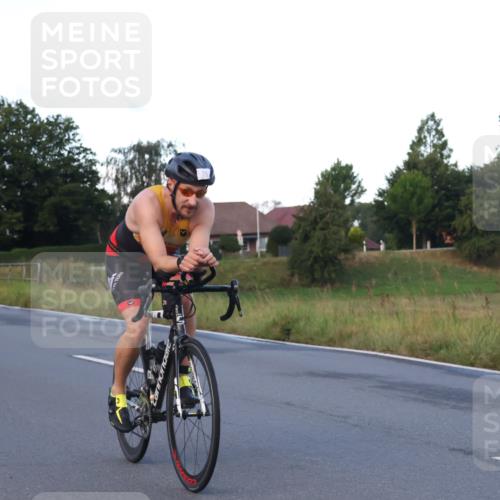 25.08.2024 - Elbe Triathlon Hamburg Fuchs,  Jonas http://msf.ph/oto/6840057 25.08.2024 08:55:44 Radfahren 76, 105 meine-sportfotos.de