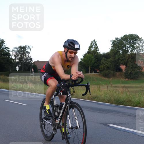 25.08.2024 - Elbe Triathlon Hamburg Fuchs,  Jonas http://msf.ph/oto/6840060 25.08.2024 08:55:44 Radfahren 76, 105 meine-sportfotos.de