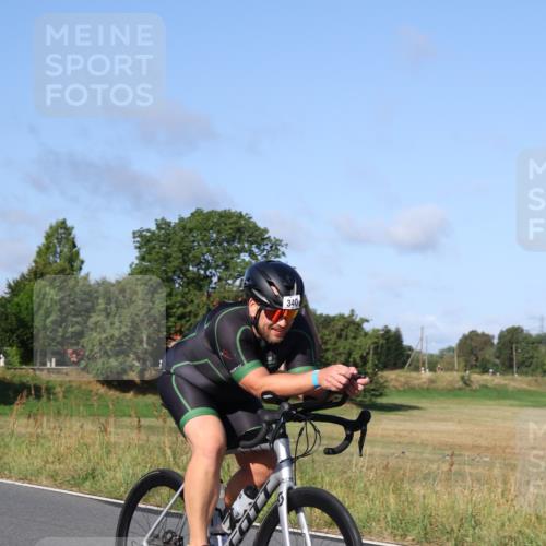 25.08.2024 - Elbe Triathlon Hamburg Fuchs,  Jonas http://msf.ph/oto/6840061 25.08.2024 09:37:35 Radfahren 340 meine-sportfotos.de