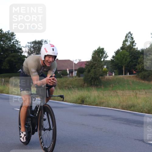 25.08.2024 - Elbe Triathlon Hamburg Fuchs,  Jonas http://msf.ph/oto/6840092 25.08.2024 08:55:48 Radfahren 76, 105, 124 meine-sportfotos.de