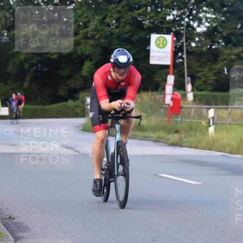 25.08.2024 - Elbe Triathlon Hamburg Fuchs,  Jonas http://msf.ph/oto/6840184 25.08.2024 08:56:05 Radfahren 84, 77 meine-sportfotos.de