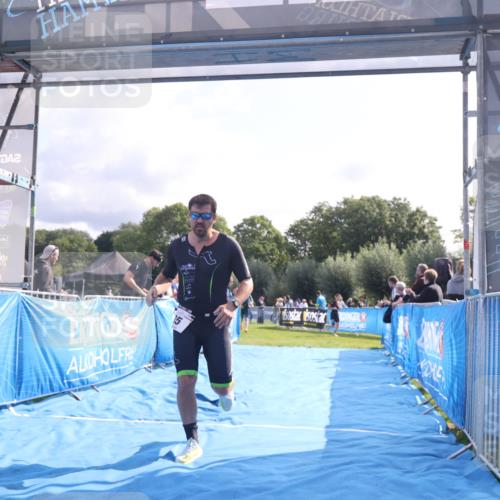25.08.2024 - Elbe Triathlon Hamburg H.Heesch http://msf.ph/oto/6840191 25.08.2024 10:27:15 Ziel 35 meine-sportfotos.de