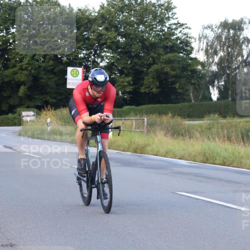 25.08.2024 - Elbe Triathlon Hamburg Fuchs,  Jonas http://msf.ph/oto/6840195 25.08.2024 08:56:06 Radfahren 84, 77 meine-sportfotos.de
