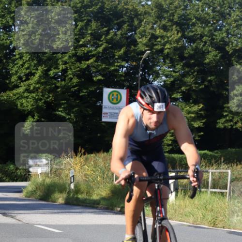 25.08.2024 - Elbe Triathlon Hamburg Fuchs,  Jonas http://msf.ph/oto/6840201 25.08.2024 09:37:50 Radfahren 498, 389, 367 meine-sportfotos.de