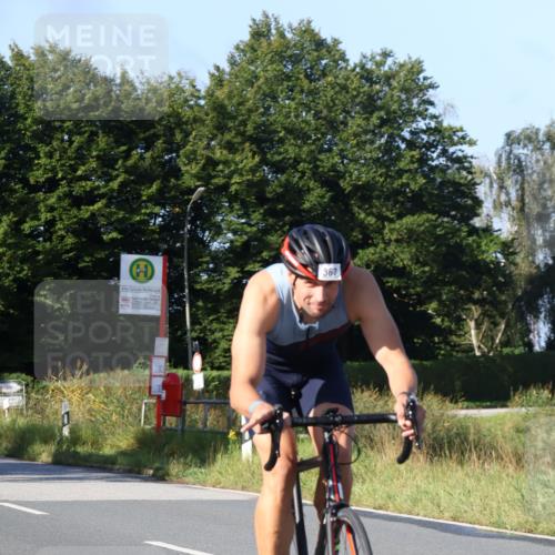 25.08.2024 - Elbe Triathlon Hamburg Fuchs,  Jonas http://msf.ph/oto/6840209 25.08.2024 09:37:50 Radfahren 498, 389, 367 meine-sportfotos.de