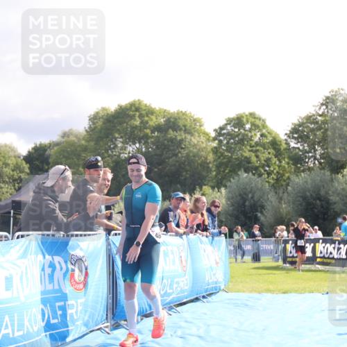 25.08.2024 - Elbe Triathlon Hamburg H.Heesch http://msf.ph/oto/6840249 25.08.2024 10:27:22 Ziel 35, 46 meine-sportfotos.de