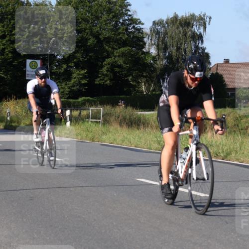 25.08.2024 - Elbe Triathlon Hamburg Fuchs,  Jonas http://msf.ph/oto/6840335 25.08.2024 09:38:07 Radfahren 62, 296, 489, 365, 369, 120 meine-sportfotos.de