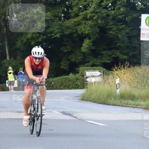 25.08.2024 - Elbe Triathlon Hamburg Fuchs,  Jonas http://msf.ph/oto/6840336 25.08.2024 08:56:23 Radfahren 122, 60 meine-sportfotos.de