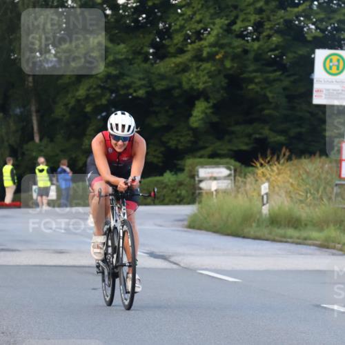 25.08.2024 - Elbe Triathlon Hamburg Fuchs,  Jonas http://msf.ph/oto/6840346 25.08.2024 08:56:23 Radfahren 122, 60 meine-sportfotos.de