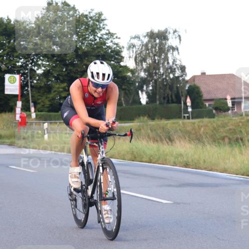 25.08.2024 - Elbe Triathlon Hamburg Fuchs,  Jonas http://msf.ph/oto/6840362 25.08.2024 08:56:25 Radfahren 122, 60 meine-sportfotos.de