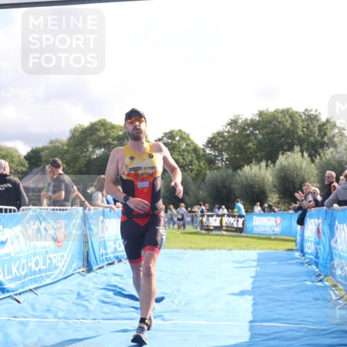 25.08.2024 - Elbe Triathlon Hamburg H.Heesch http://msf.ph/oto/6840390 25.08.2024 10:27:35 Ziel 76, 111 meine-sportfotos.de