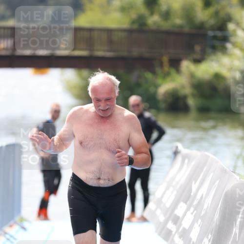 25.08.2024 - Elbe Triathlon Hamburg H.Heesch http://msf.ph/oto/6840414 25.08.2024 14:08:21 Schwimmen  meine-sportfotos.de