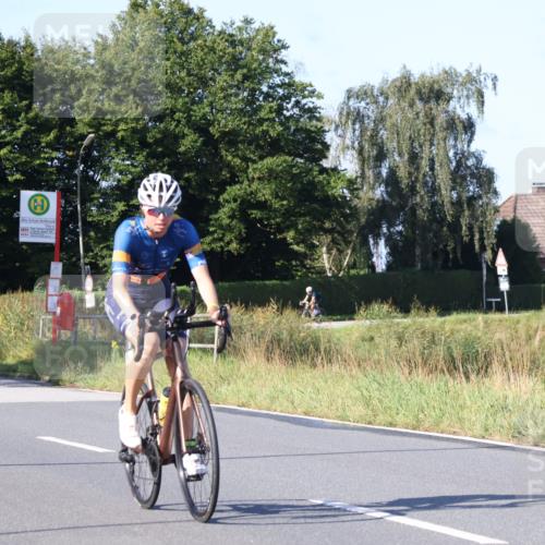 25.08.2024 - Elbe Triathlon Hamburg Fuchs,  Jonas http://msf.ph/oto/6840415 25.08.2024 09:38:18 Radfahren 479, 464, 309 meine-sportfotos.de