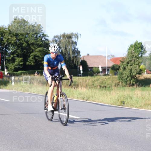 25.08.2024 - Elbe Triathlon Hamburg Fuchs,  Jonas http://msf.ph/oto/6840422 25.08.2024 09:38:18 Radfahren 479, 464, 309 meine-sportfotos.de