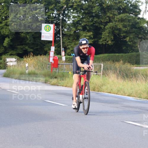 25.08.2024 - Elbe Triathlon Hamburg Fuchs,  Jonas http://msf.ph/oto/6840428 25.08.2024 08:56:38 Radfahren 64, 131, 35 meine-sportfotos.de