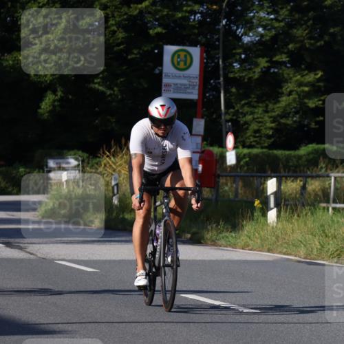 25.08.2024 - Elbe Triathlon Hamburg Fuchs,  Jonas http://msf.ph/oto/6840437 25.08.2024 09:38:24 Radfahren 464, 309, 375, 349, 213 meine-sportfotos.de