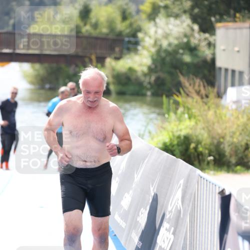 25.08.2024 - Elbe Triathlon Hamburg H.Heesch http://msf.ph/oto/6840442 25.08.2024 14:08:23 Schwimmen  meine-sportfotos.de