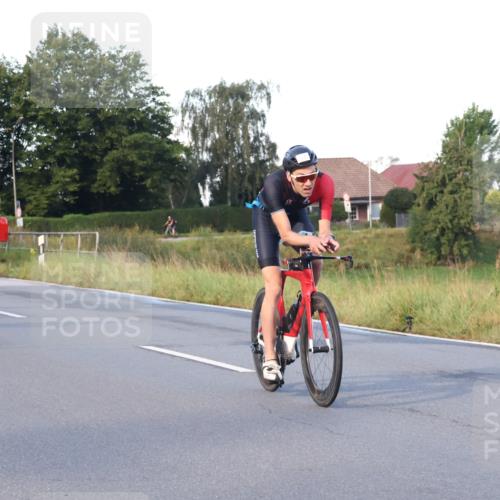 25.08.2024 - Elbe Triathlon Hamburg Fuchs,  Jonas http://msf.ph/oto/6840453 25.08.2024 08:56:39 Radfahren 64, 131, 35, 154 meine-sportfotos.de