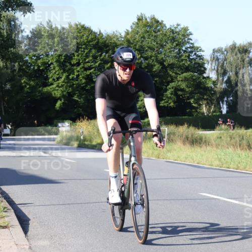 25.08.2024 - Elbe Triathlon Hamburg Fuchs,  Jonas http://msf.ph/oto/6840466 25.08.2024 09:38:25 Radfahren 309, 375, 349, 213 meine-sportfotos.de