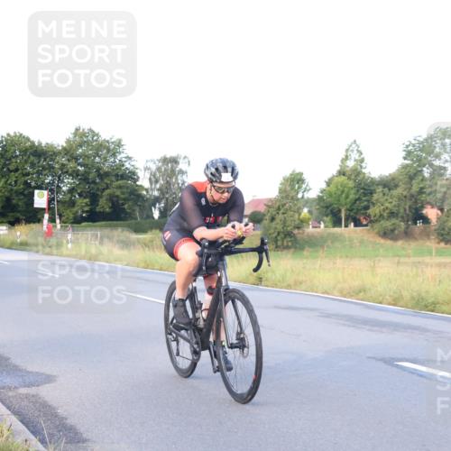 25.08.2024 - Elbe Triathlon Hamburg Fuchs,  Jonas http://msf.ph/oto/6840486 25.08.2024 08:56:40 Radfahren 64, 131, 35, 154 meine-sportfotos.de