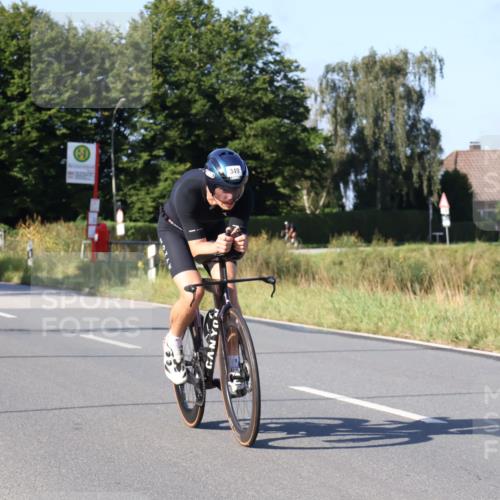 25.08.2024 - Elbe Triathlon Hamburg Fuchs,  Jonas http://msf.ph/oto/6840498 25.08.2024 09:38:27 Radfahren 309, 375, 349, 213, 239 meine-sportfotos.de