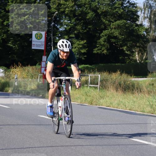 25.08.2024 - Elbe Triathlon Hamburg Fuchs,  Jonas http://msf.ph/oto/6840509 25.08.2024 09:38:28 Radfahren 309, 375, 349, 213, 239 meine-sportfotos.de