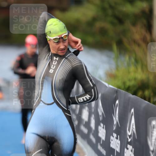 25.08.2024 - Elbe Triathlon Hamburg H.Heesch http://msf.ph/oto/6840518 25.08.2024 08:44:13 Schwimmen 139, 145, 152, 172, 186 meine-sportfotos.de