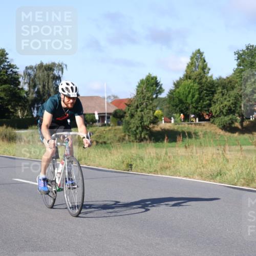 25.08.2024 - Elbe Triathlon Hamburg Fuchs,  Jonas http://msf.ph/oto/6840529 25.08.2024 09:38:29 Radfahren 309, 375, 349, 213, 239 meine-sportfotos.de
