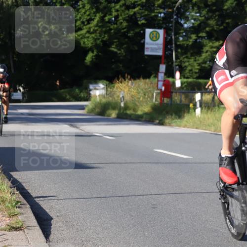 25.08.2024 - Elbe Triathlon Hamburg Fuchs,  Jonas http://msf.ph/oto/6840557 25.08.2024 09:38:34 Radfahren 213, 239, 310, 342 meine-sportfotos.de
