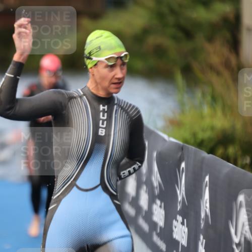 25.08.2024 - Elbe Triathlon Hamburg H.Heesch http://msf.ph/oto/6840565 25.08.2024 08:44:14 Schwimmen 134, 139, 145, 152, 172, 186 meine-sportfotos.de