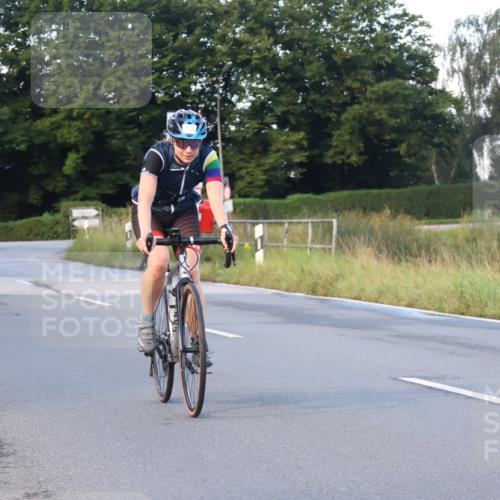 25.08.2024 - Elbe Triathlon Hamburg Fuchs,  Jonas http://msf.ph/oto/6840572 25.08.2024 08:56:45 Radfahren 131, 35, 154, 150, 94 meine-sportfotos.de