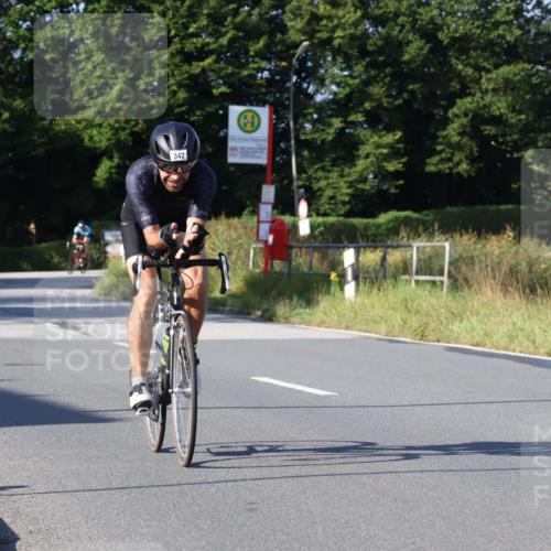 25.08.2024 - Elbe Triathlon Hamburg Fuchs,  Jonas http://msf.ph/oto/6840581 25.08.2024 09:38:38 Radfahren 239, 310, 342, 404 meine-sportfotos.de