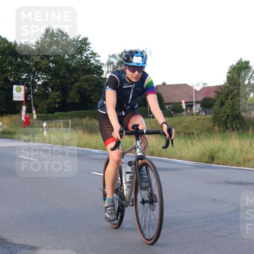 25.08.2024 - Elbe Triathlon Hamburg Fuchs,  Jonas http://msf.ph/oto/6840601 25.08.2024 08:56:45 Radfahren 131, 35, 154, 150, 94 meine-sportfotos.de