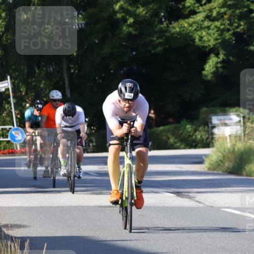 25.08.2024 - Elbe Triathlon Hamburg Fuchs,  Jonas http://msf.ph/oto/6840608 25.08.2024 09:38:41 Radfahren 310, 342, 404, 280, 224, 167 meine-sportfotos.de