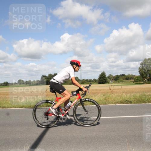 25.08.2024 - Elbe Triathlon Hamburg Fuchs,  Jonas http://msf.ph/oto/6840620 25.08.2024 11:09:17 Radfahren 1502, 1651, 1548, 1599, 1518, 1586 meine-sportfotos.de
