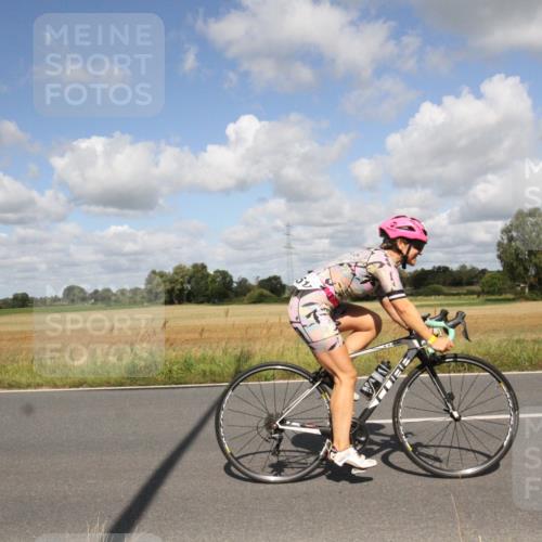 25.08.2024 - Elbe Triathlon Hamburg Fuchs,  Jonas http://msf.ph/oto/6840642 25.08.2024 11:09:28 Radfahren 1515, 1579 meine-sportfotos.de