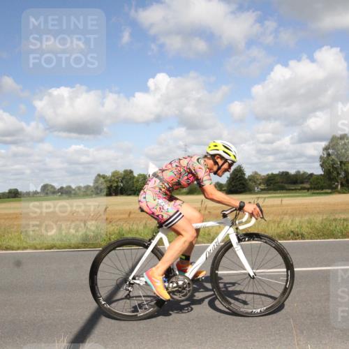 25.08.2024 - Elbe Triathlon Hamburg Fuchs,  Jonas http://msf.ph/oto/6840651 25.08.2024 11:09:32 Radfahren 1515, 1579, 1537, 1617, 1648, 1480 meine-sportfotos.de