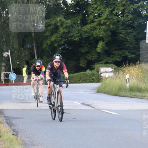 25.08.2024 - Elbe Triathlon Hamburg Fuchs,  Jonas http://msf.ph/oto/6840652 25.08.2024 08:56:49 Radfahren 154, 150, 94, 46 meine-sportfotos.de