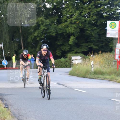 25.08.2024 - Elbe Triathlon Hamburg Fuchs,  Jonas http://msf.ph/oto/6840654 25.08.2024 08:56:49 Radfahren 154, 150, 94, 46 meine-sportfotos.de