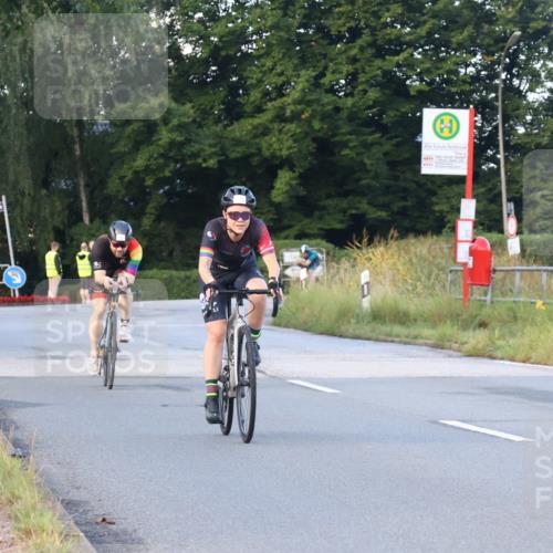 25.08.2024 - Elbe Triathlon Hamburg Fuchs,  Jonas http://msf.ph/oto/6840666 25.08.2024 08:56:49 Radfahren 154, 150, 94, 46 meine-sportfotos.de