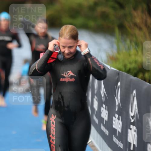 25.08.2024 - Elbe Triathlon Hamburg H.Heesch http://msf.ph/oto/6840677 25.08.2024 08:44:18 Schwimmen 80, 134, 139, 145, 152, 161, 172, 186 meine-sportfotos.de
