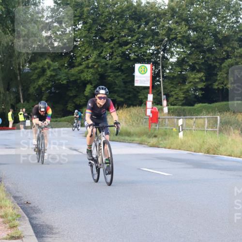 25.08.2024 - Elbe Triathlon Hamburg Fuchs,  Jonas http://msf.ph/oto/6840682 25.08.2024 08:56:50 Radfahren 154, 150, 94, 46 meine-sportfotos.de