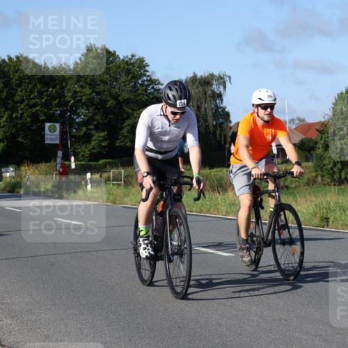 25.08.2024 - Elbe Triathlon Hamburg Fuchs,  Jonas http://msf.ph/oto/6840684 25.08.2024 09:38:45 Radfahren 404, 280, 224, 167 meine-sportfotos.de